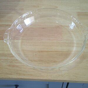 pyrex 9 inch pie plate #229 with fluted edge